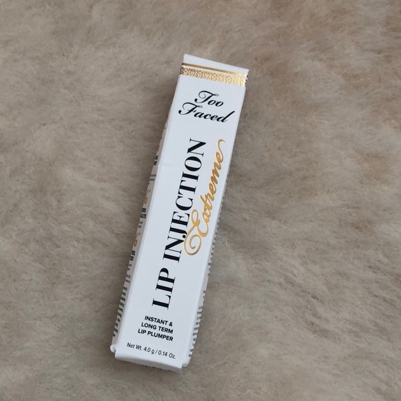 Too Faced Lip Injection Extreme